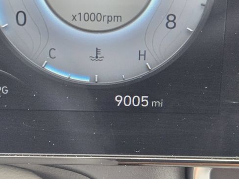 Certified 2025 Hyundai Elantra SEL FWD image 26