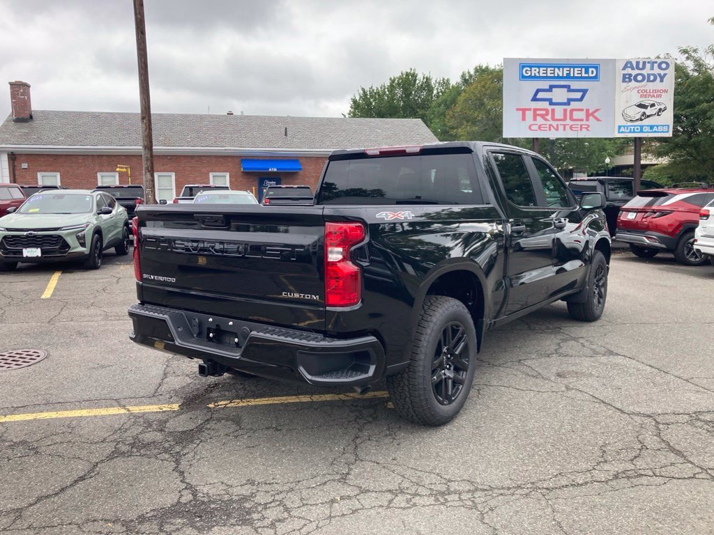New 2026 Chevrolet Silverado 1500 Custom w/ Turbomax Blackout Package AWD/4WD image 26