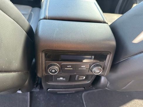 Used 2019 GMC Acadia SLT w/ LPO, Cargo Package image 18