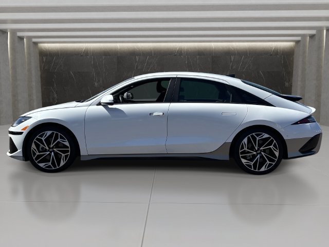 Used 2025 Hyundai Ioniq 6 SEL AWD/4WD image 2