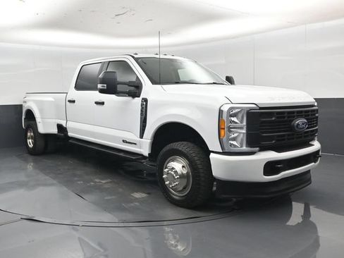 Used 2025 Ford F350 XL AWD/4WD image 1