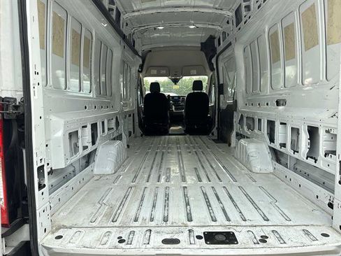 Certified 2024 Ford Transit 250 148 High Roof Extended RWD image 10