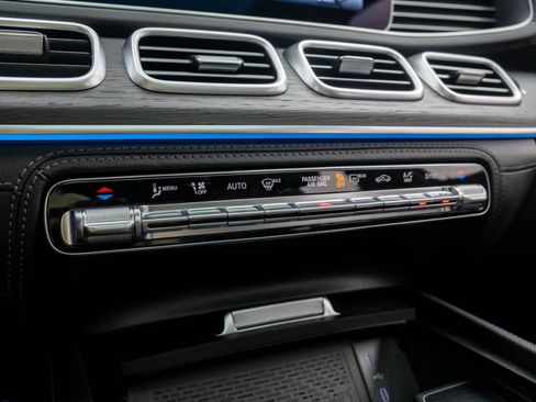 New 2026 Mercedes-Benz GLE 53 AMG 4MATIC Coupe image 23