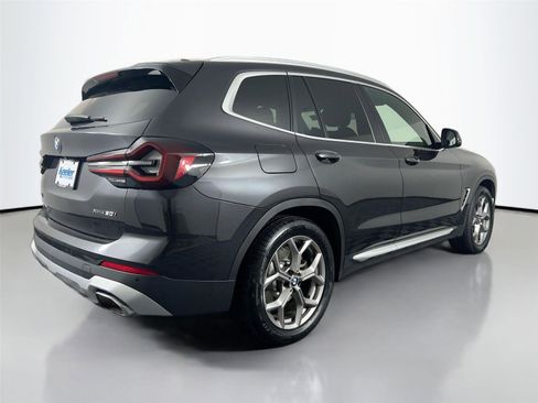 Used 2023 BMW X3 xDrive30i AWD/4WD image 6