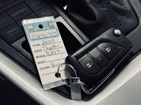 Used 2024 Toyota RAV4 LE image 34