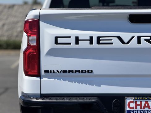 Certified 2025 Chevrolet Silverado 1500 LT Trail Boss w/ Convenience Package II AWD/4WD image 7