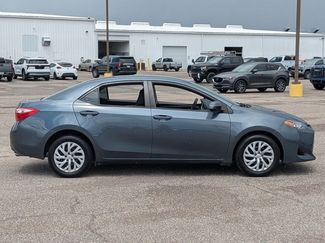 Used 2019 Toyota Corolla LE video 4