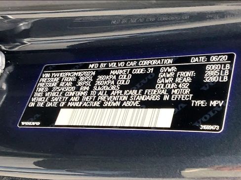 Used 2021 Volvo XC90 T5 Momentum w/ Protection Package Premier image 36