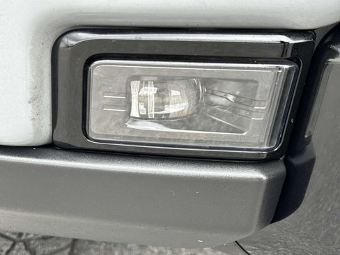 Used 2024 GMC Sierra 1500 AT4 w/ Technology Package image 10