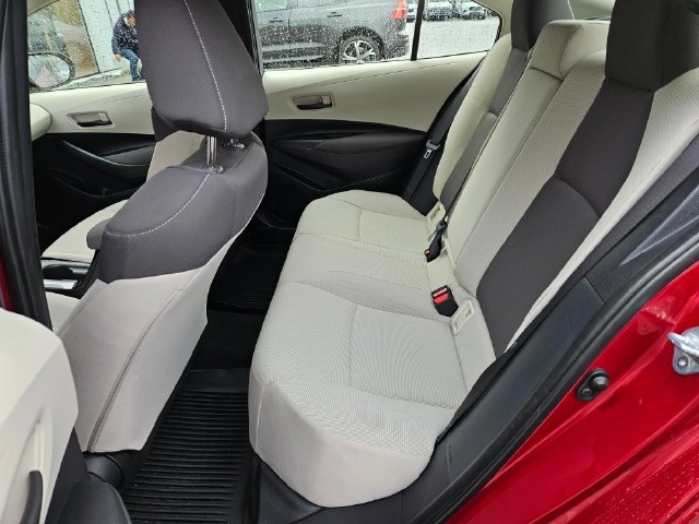 Used 2022 Toyota Corolla LE FWD image 13
