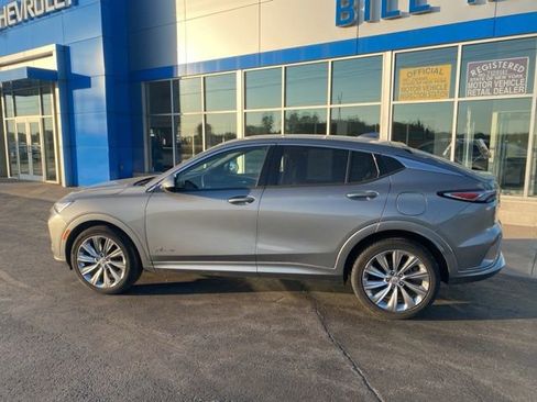 Used 2024 Buick Envista Avenir FWD image 2