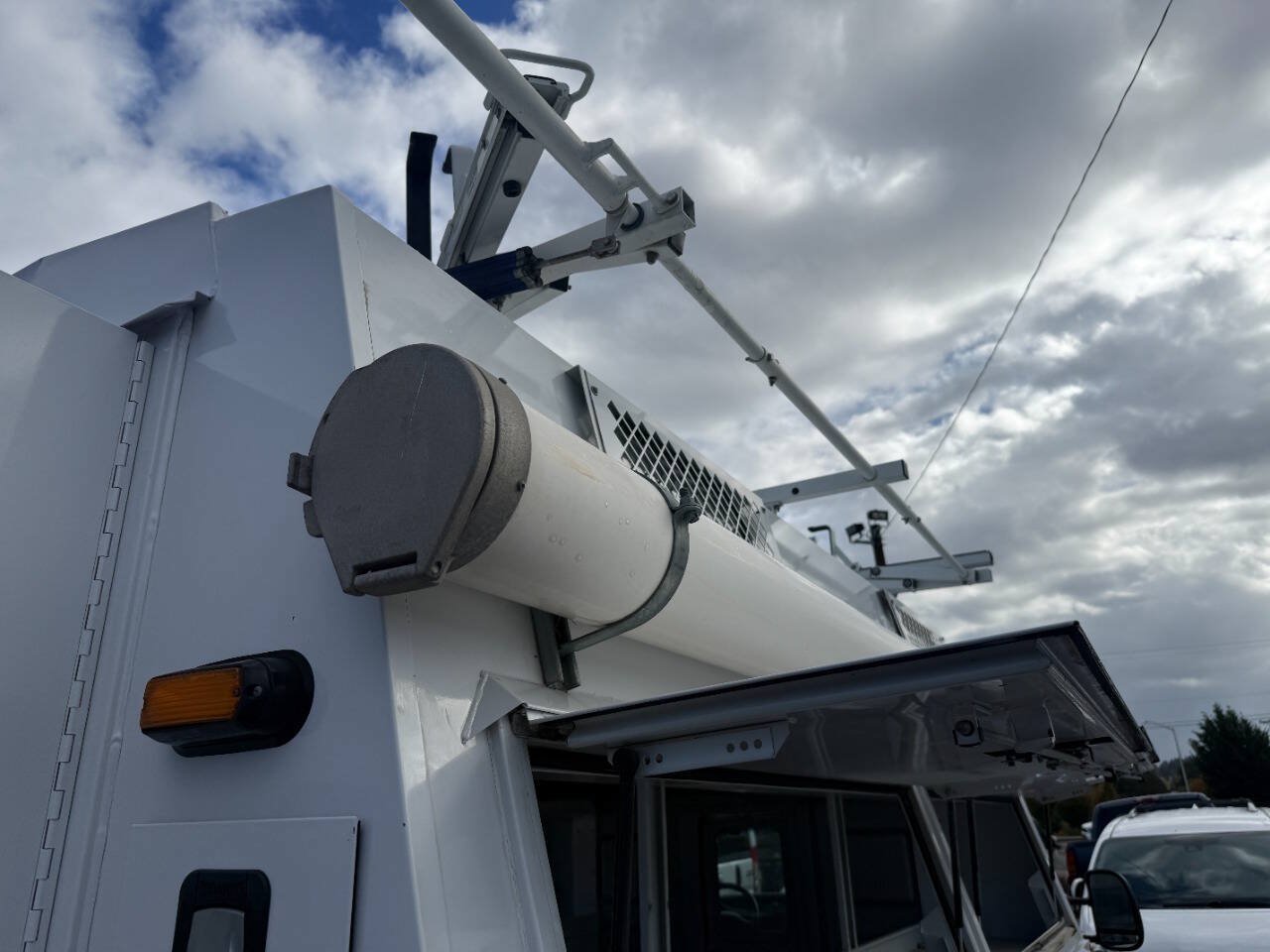 Used 2017 Ford E-350 and Econoline 350 Super Duty RWD image 21