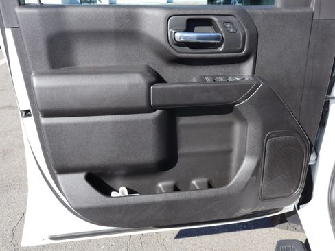 Certified 2024 Chevrolet Silverado 2500 Custom w/ Custom Value Package image 19