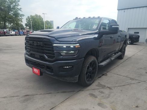 New 2025 RAM 2500 Laramie AWD/4WD image 3