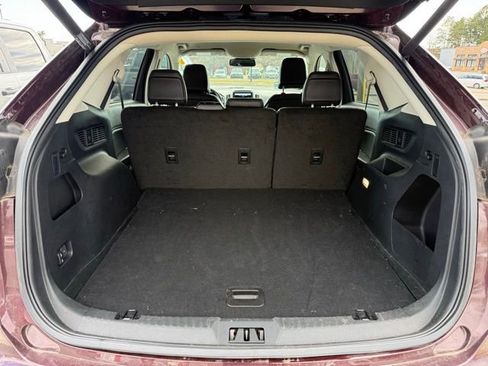 Used 2022 Ford Edge SEL w/ Convenience Package image 14