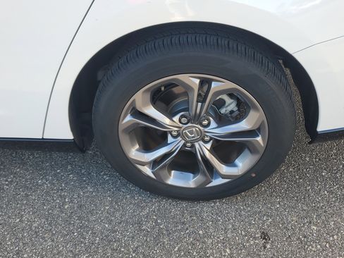 Used 2023 Honda Accord EX-L image 11