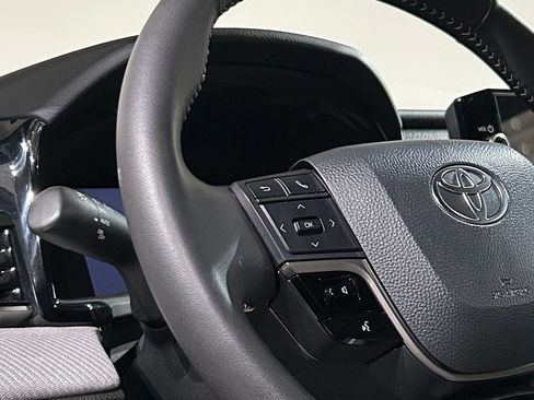 Used 2025 Toyota Camry SE w/ Multimedia Upgrade Package FWD image 38