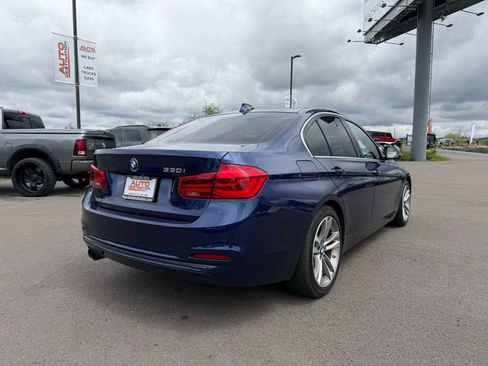 Used 2018 BMW 330i Sedan RWD image 8