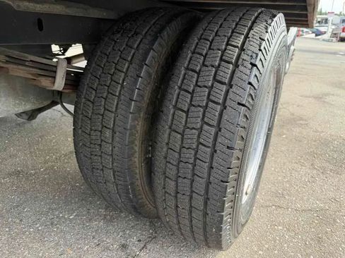 Used 1995 Chevrolet G30 RWD image 21
