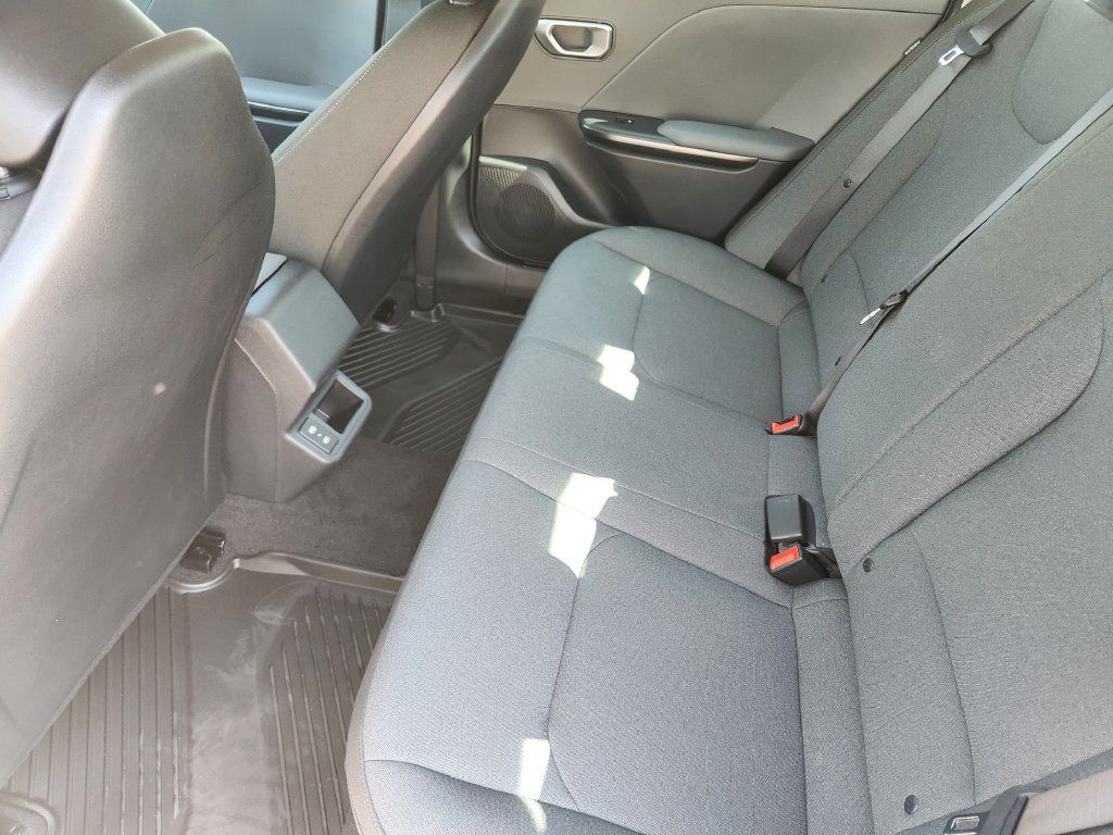 New 2026 Kia K4 FWD image 24