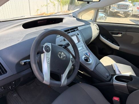 Used 2013 Toyota Prius Prime Plug-In Hybrid FWD image 8