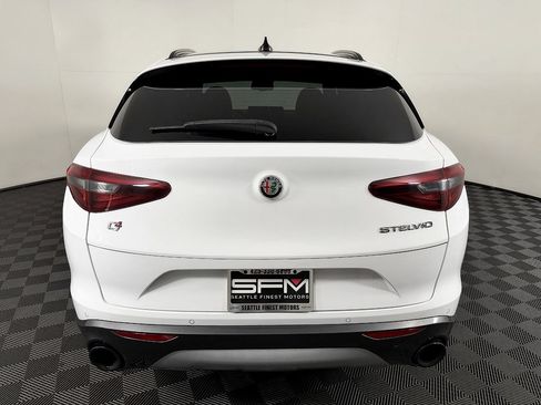 Used 2022 Alfa Romeo Stelvio Ti AWD/4WD image 10