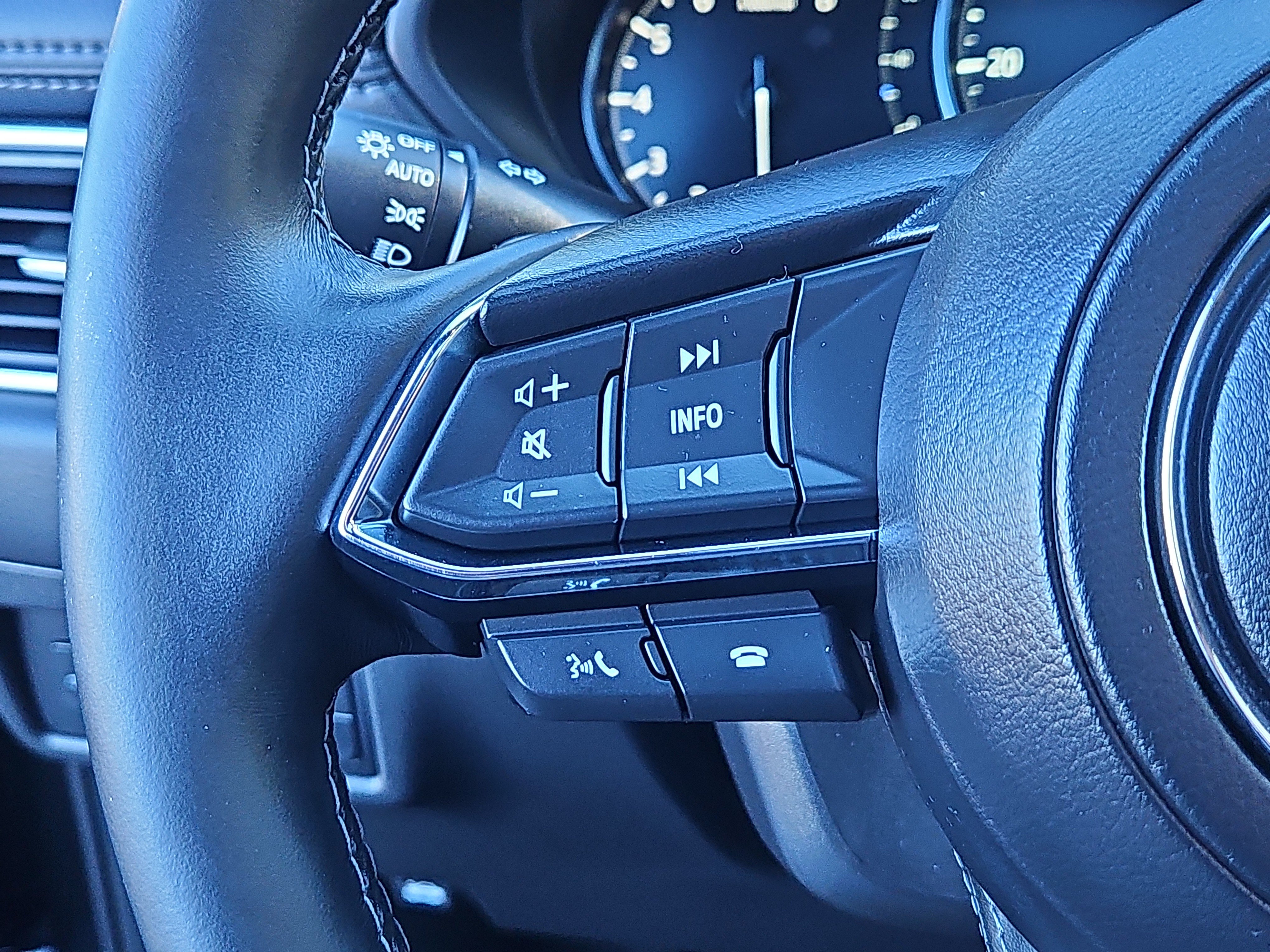 Certified 2023 MAZDA CX-5 Signature AWD/4WD image 18