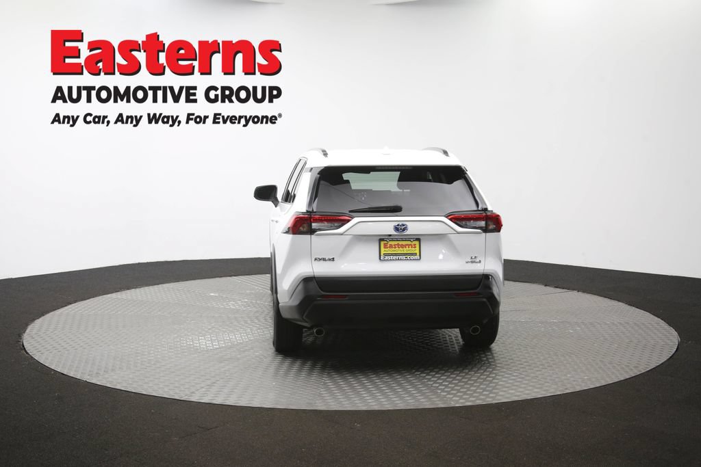 Used 2022 Toyota RAV4 LE AWD/4WD image 39