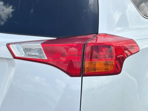 Used 2014 Toyota RAV4 XLE FWD image 28