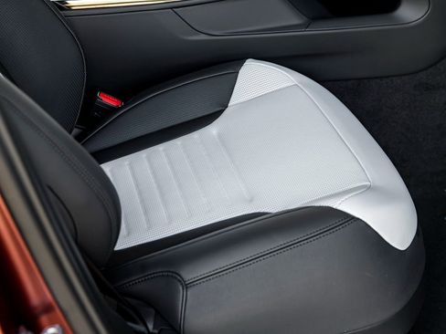 New 2025 Land Rover Range Rover Sport SV Edition Two image 28