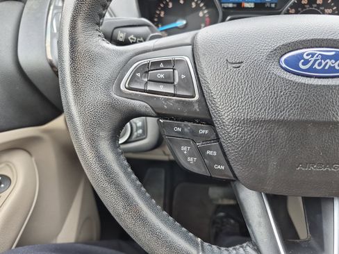 Used 2017 Ford Escape Titanium w/ Equipment Group 301A image 25