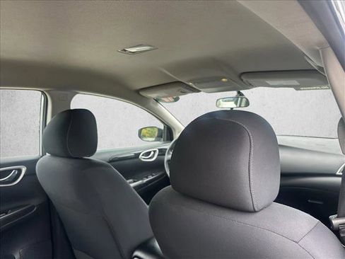 Used 2017 Nissan Sentra SV image 28