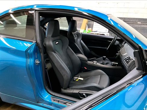 Used 2020 BMW M2 Competition w/ Executive Package RWD image 10