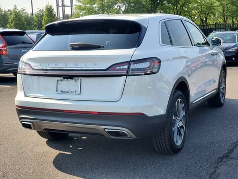 Used 2023 Lincoln Nautilus Reserve AWD/4WD image 4