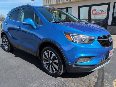 Used 2018 Buick Encore Preferred AWD/4WD image 2