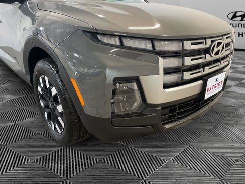 New 2026 Hyundai Santa Cruz SE image 2