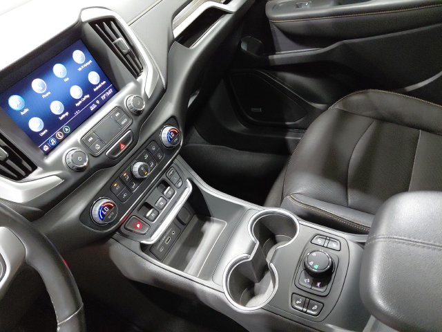 Certified 2021 GMC Terrain SLT w/ Infotainment Package II AWD/4WD image 28