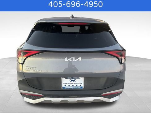Used 2023 Kia Sportage EX image 6