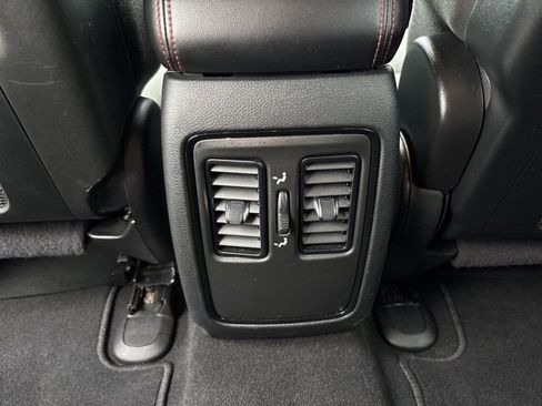 Used 2023 Dodge Durango GT image 30