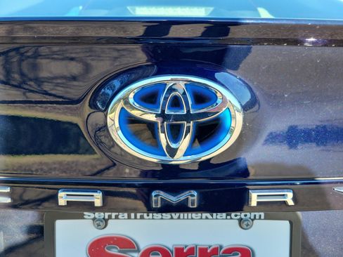 Used 2022 Toyota Camry XSE image 33