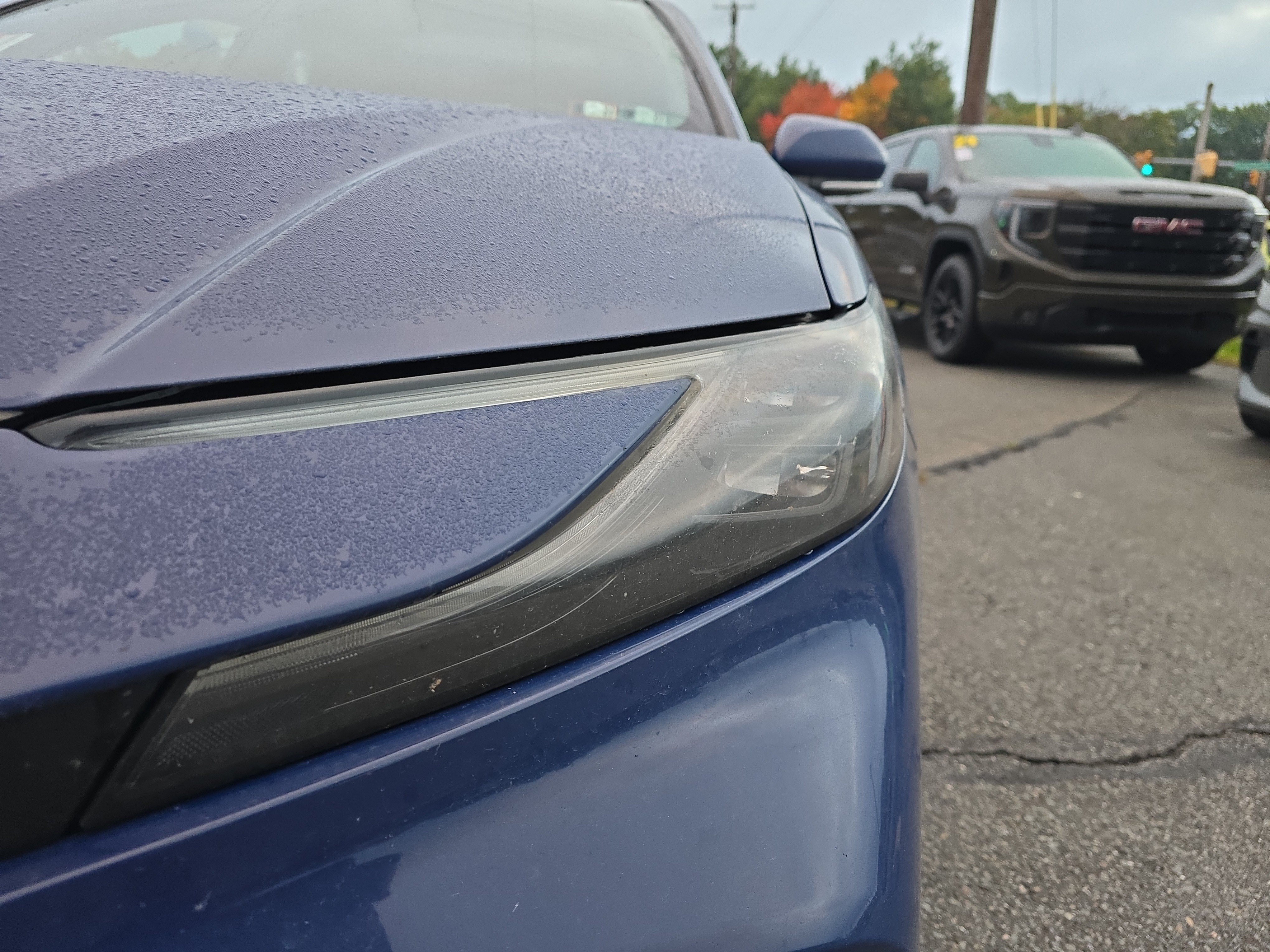Used 2025 Toyota Camry XSE FWD image 7