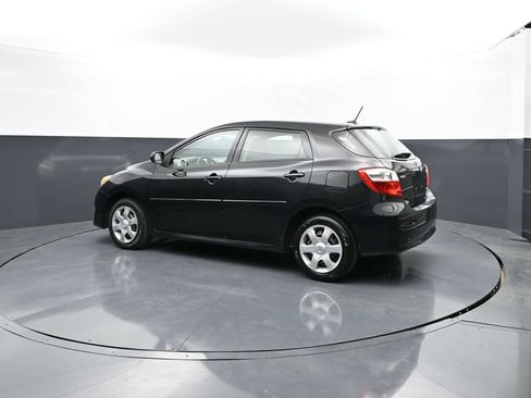 Used 2010 Toyota Matrix S AWD/4WD image 7
