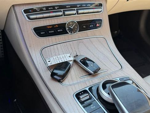 Used 2018 Mercedes-Benz E 400 Coupe image 34
