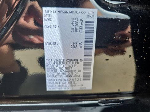 Used 2025 Nissan Altima 2.5 SL FWD image 32
