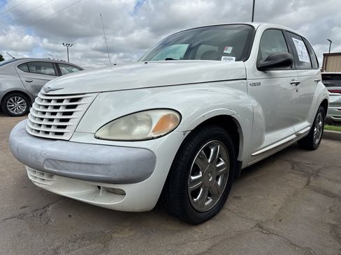Used 2003 Chrysler PT Cruiser Limited FWD image 3