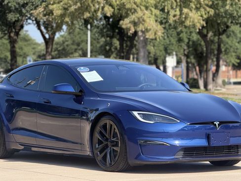 Used 2025 Tesla Model S AWD/4WD image 1