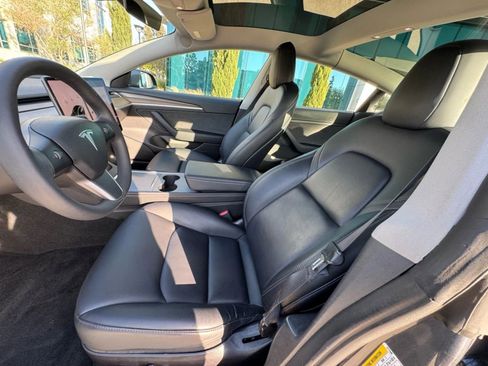 Used 2023 Tesla Model 3 Long Range image 11