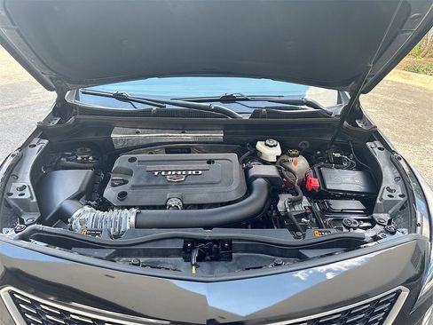 Used 2022 Cadillac XT4 Luxury w/ Cold Weather Package image 28