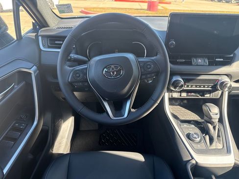 Certified 2025 Toyota RAV4 XSE image 21