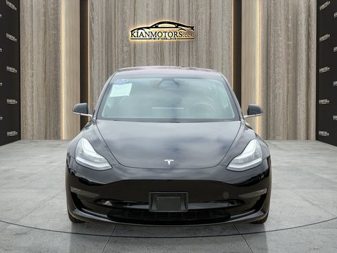 Used 2018 Tesla Model 3 Mid Range image 3